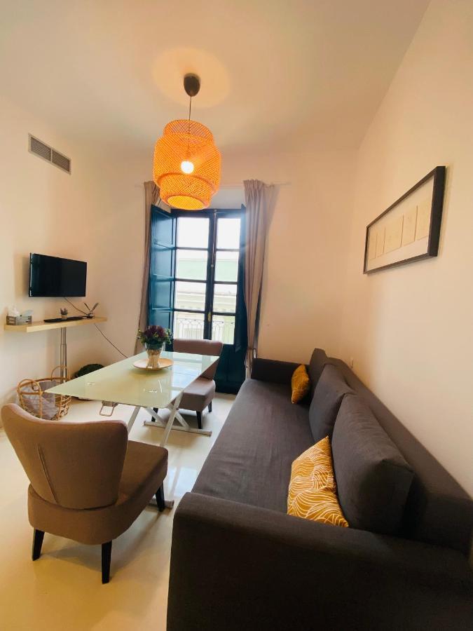 Apartamento Alvarez Quintero - Catedral Seville Exterior photo